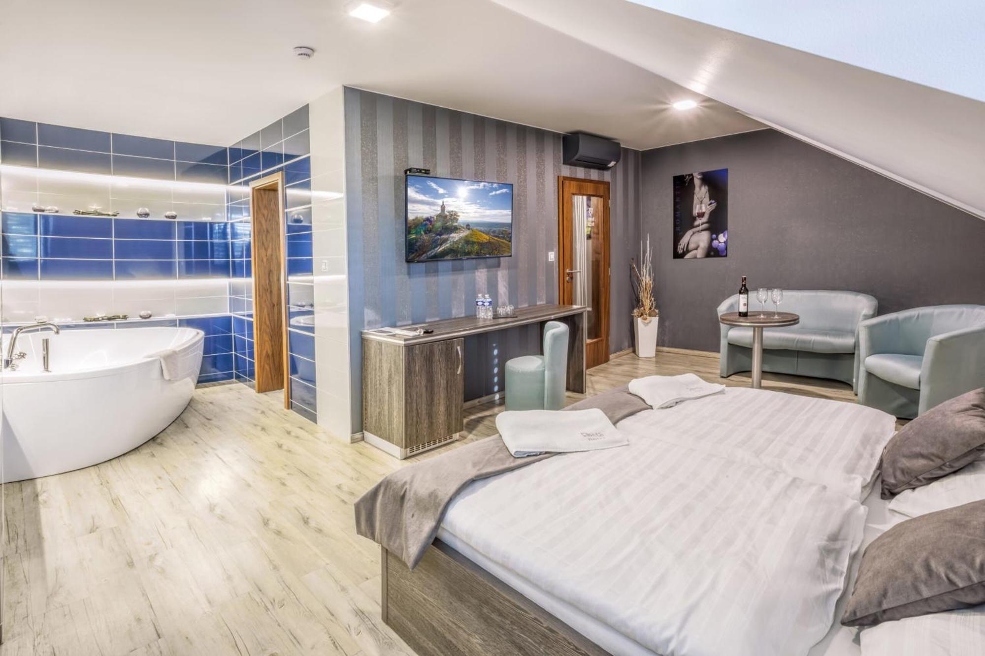 Hotel Beta บิเซเนตซ์ ภายนอก รูปภาพ