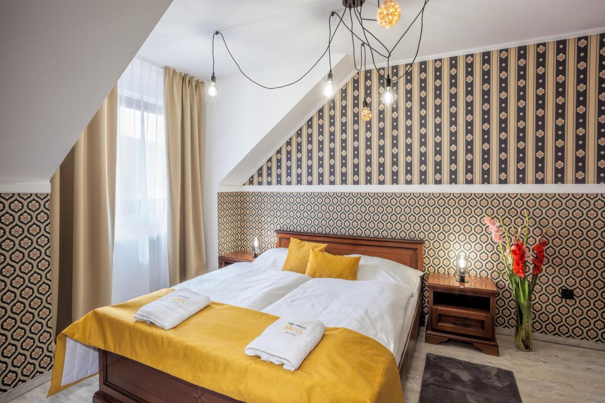 Hotel Beta บิเซเนตซ์ ภายนอก รูปภาพ